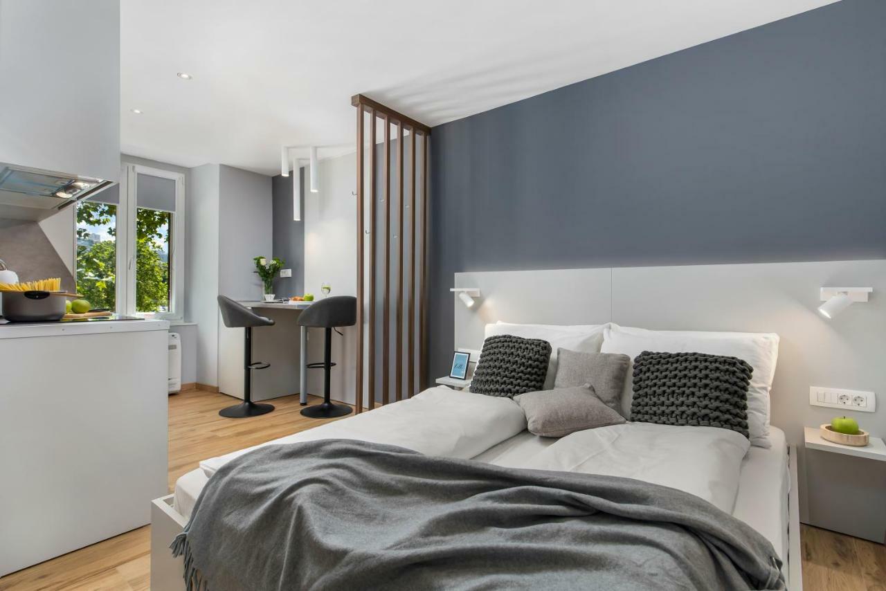 Incenter Apartments غييكا المظهر الخارجي الصورة