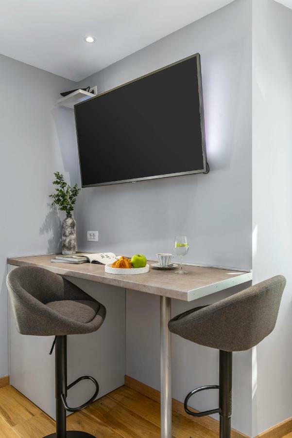 Incenter Apartments غييكا المظهر الخارجي الصورة